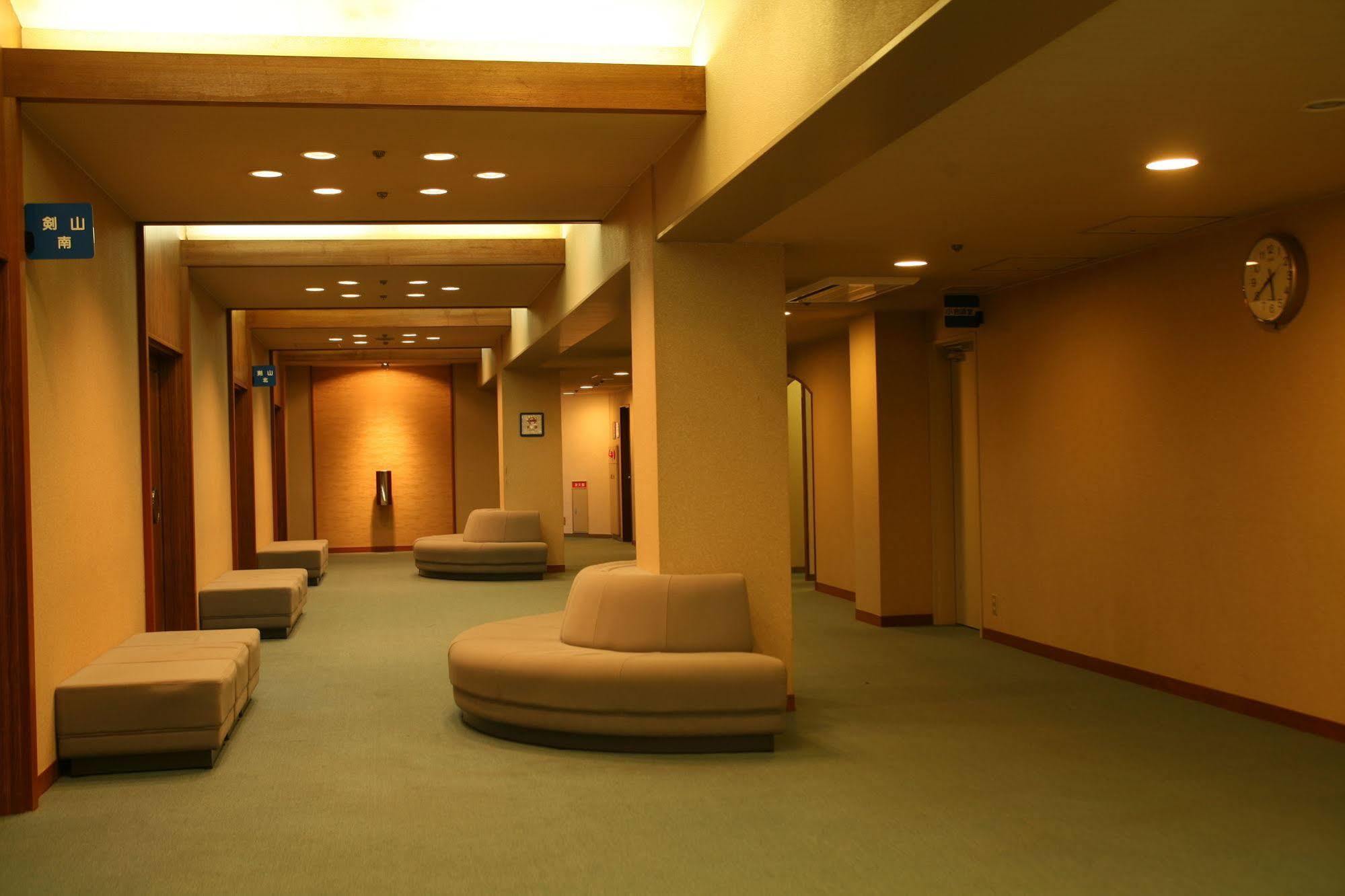 Hotel Awanosho Miyoshi  Esterno foto
